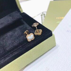 ✅Authentic Van Cleef & Arpels Vintage Alhambra 18K Yellow Gold Earrings